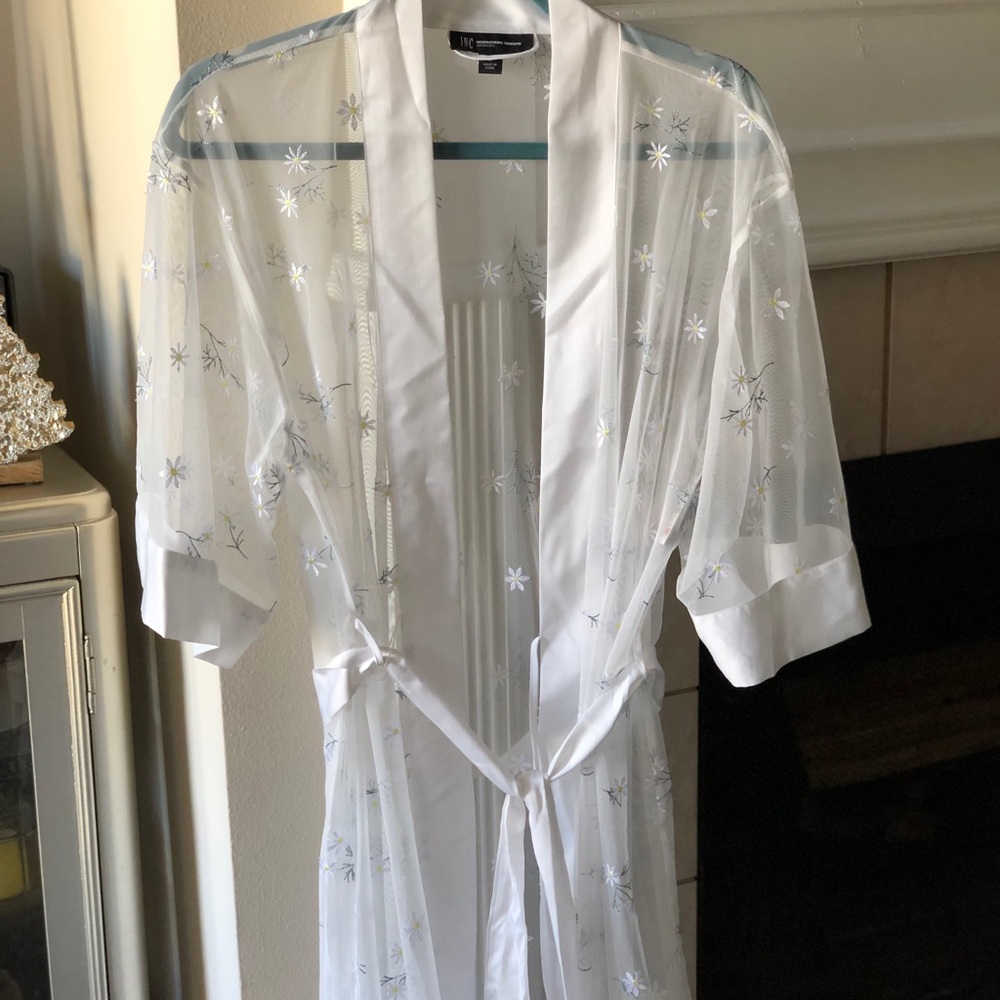 INC International Concepts White Floral Mesh Top